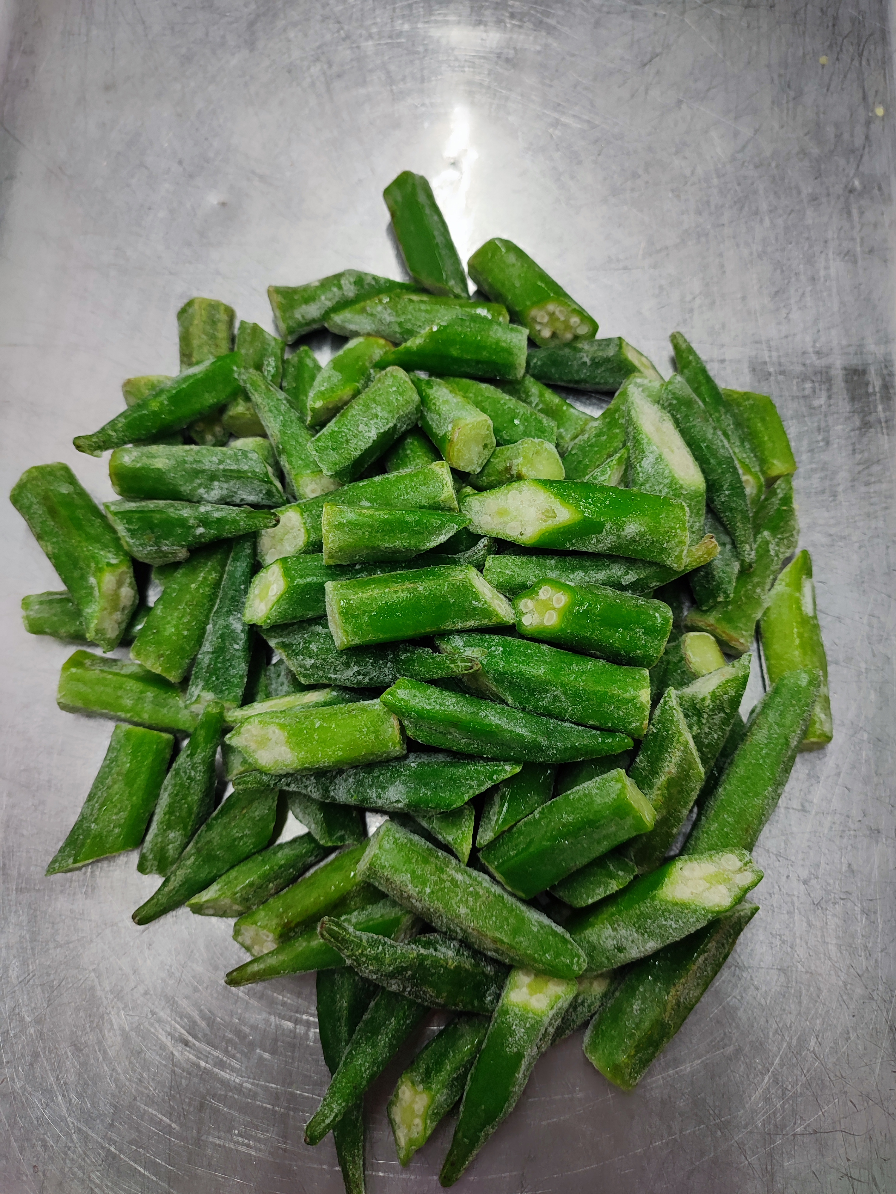 Okra slice 1.jpg