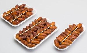 DEGLET-NOUR-PROCESSED-DATES1_max-300x184.jpg