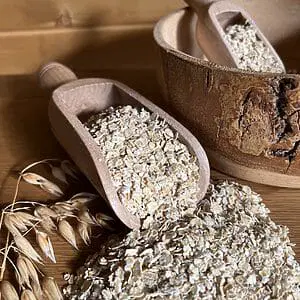 Hogarths-Scottish-Oatflakes-new-photo-shop-300x300.webp