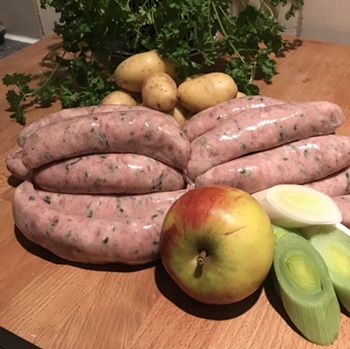wildboar-and-apple.jpg