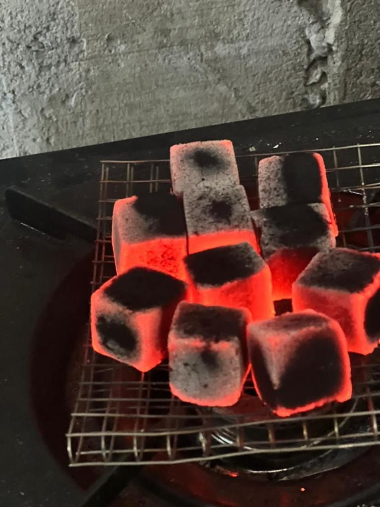 shisha briket.jpg
