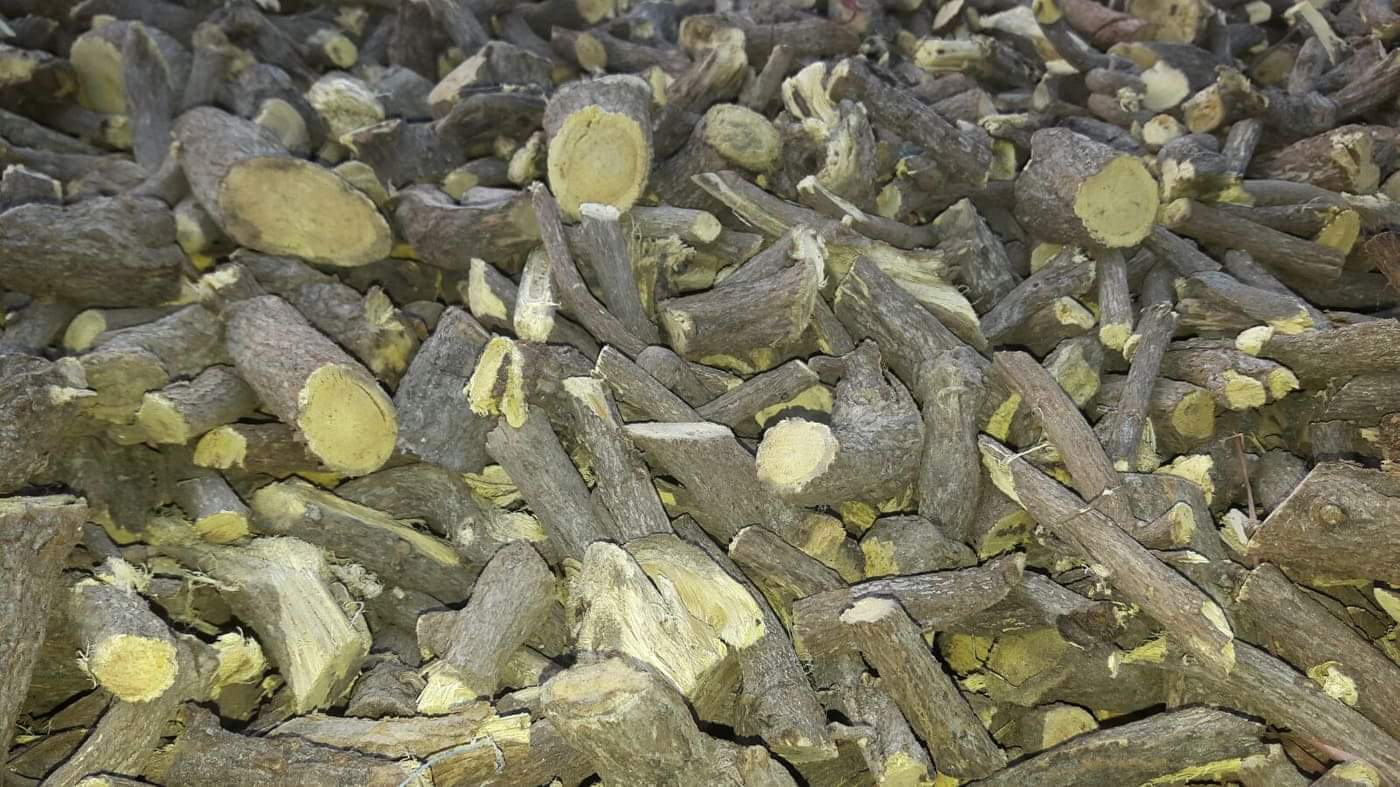 Liquorice root (2).jpeg