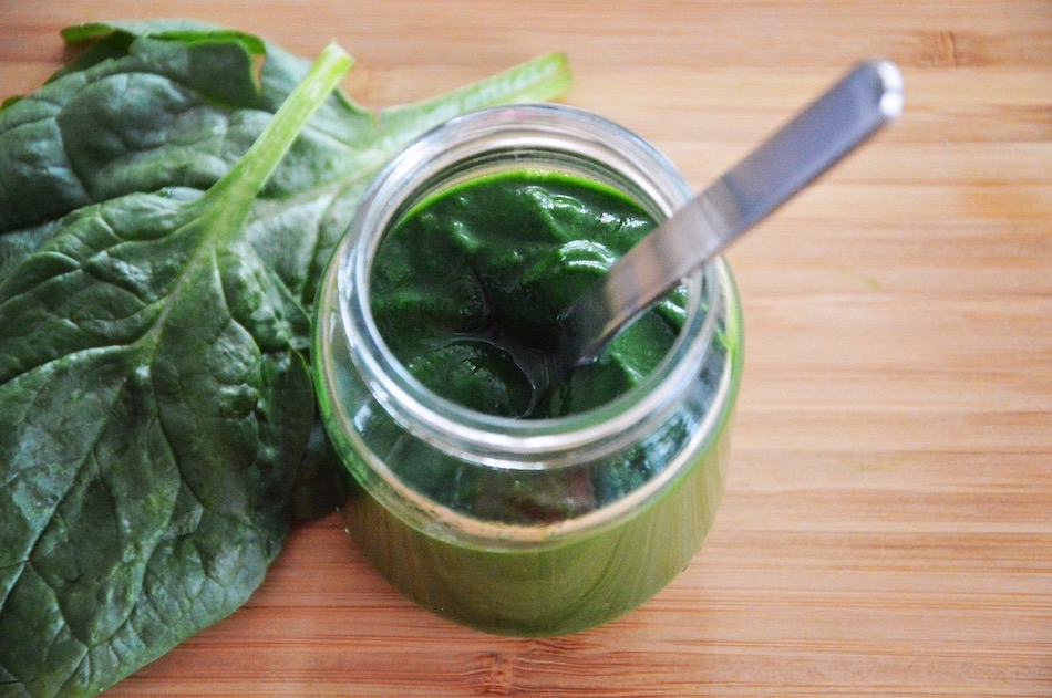 baby-s-first-spinach-puree-from-4-months.jpg