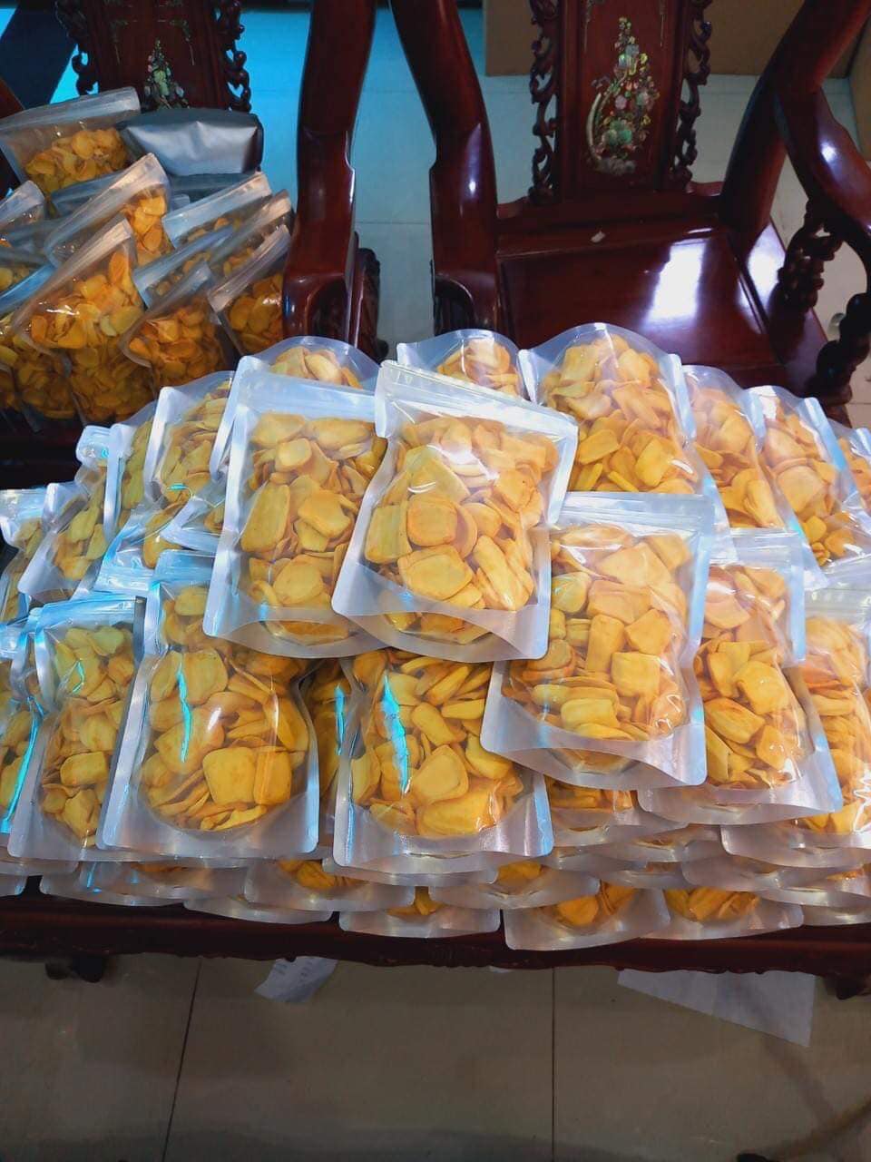 jackfruits.jpg