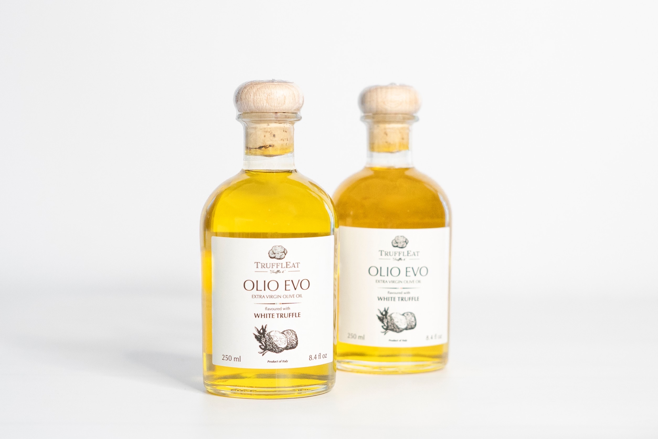 8695-olio-evo-al-tartufo-bianco-truffleat-250ml-2.jpg