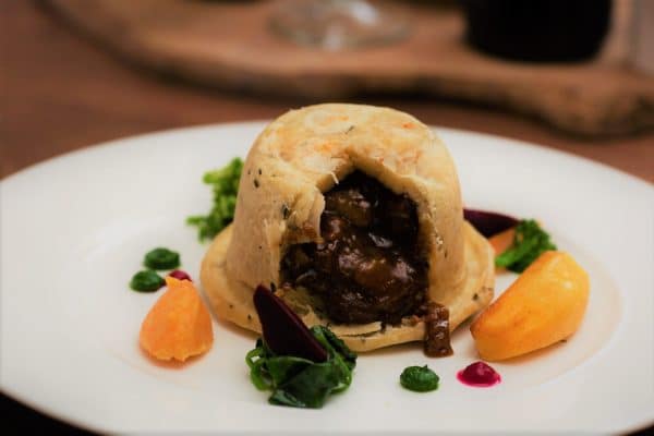Steak-and-Kidney-Pudding-600x400.jpg