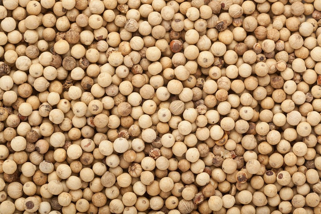 White Peppercorn - Bertumpuk.jpg