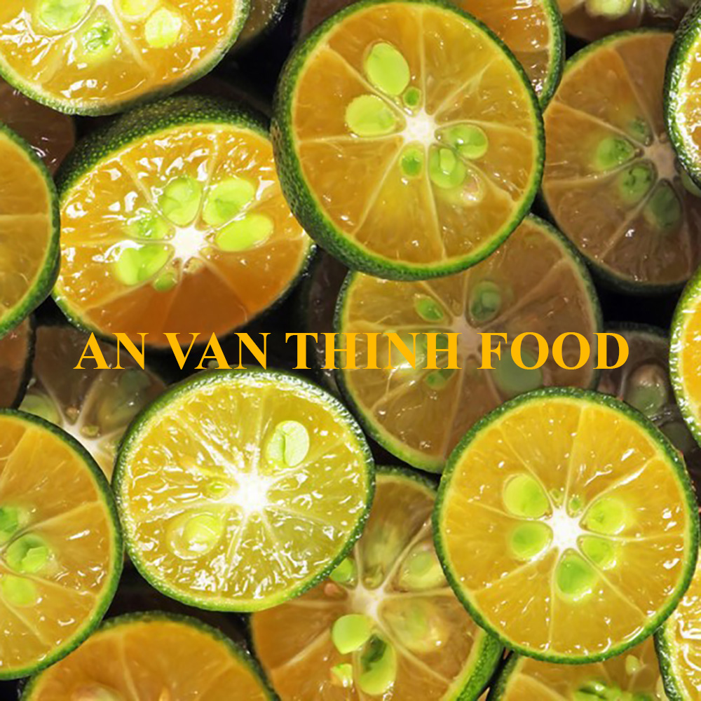 Calamansi half.jpg