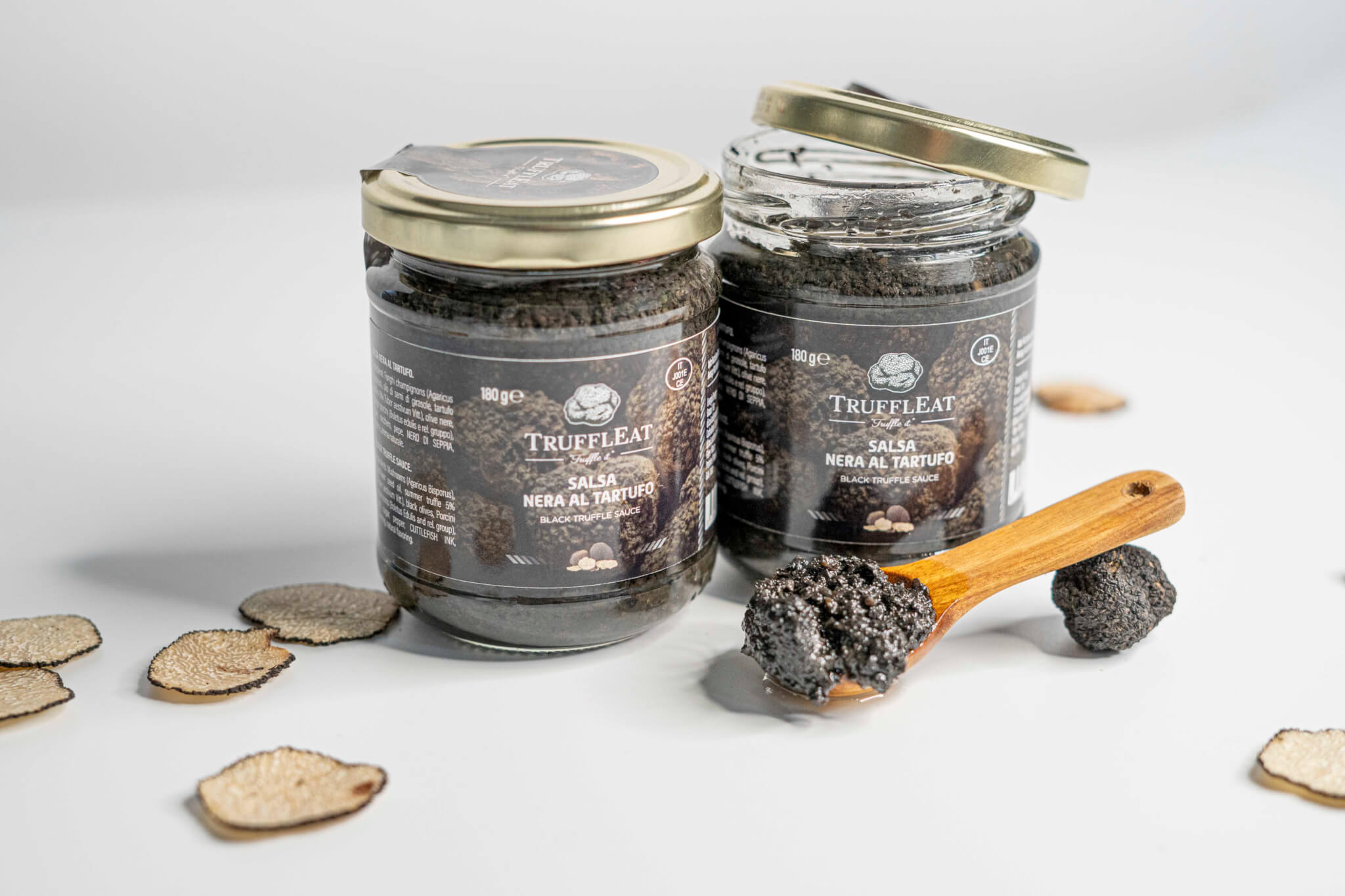8978-salsa-nera-al-tartufo-truffleat-2.jpg