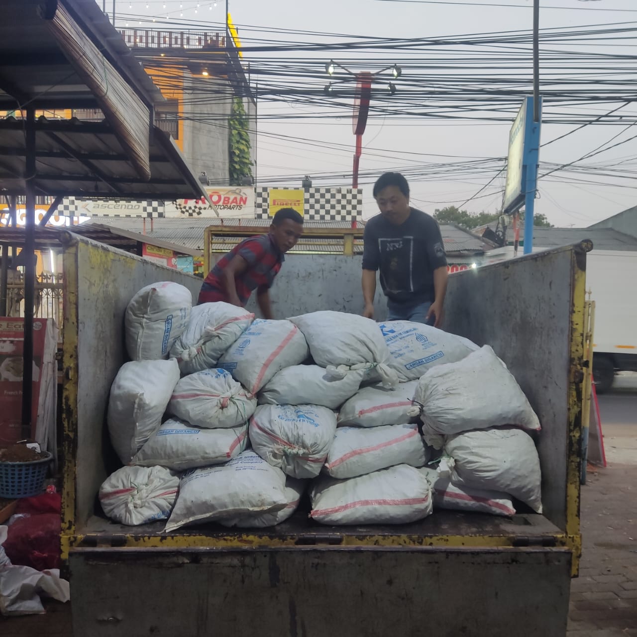 loading kunyit.jpg