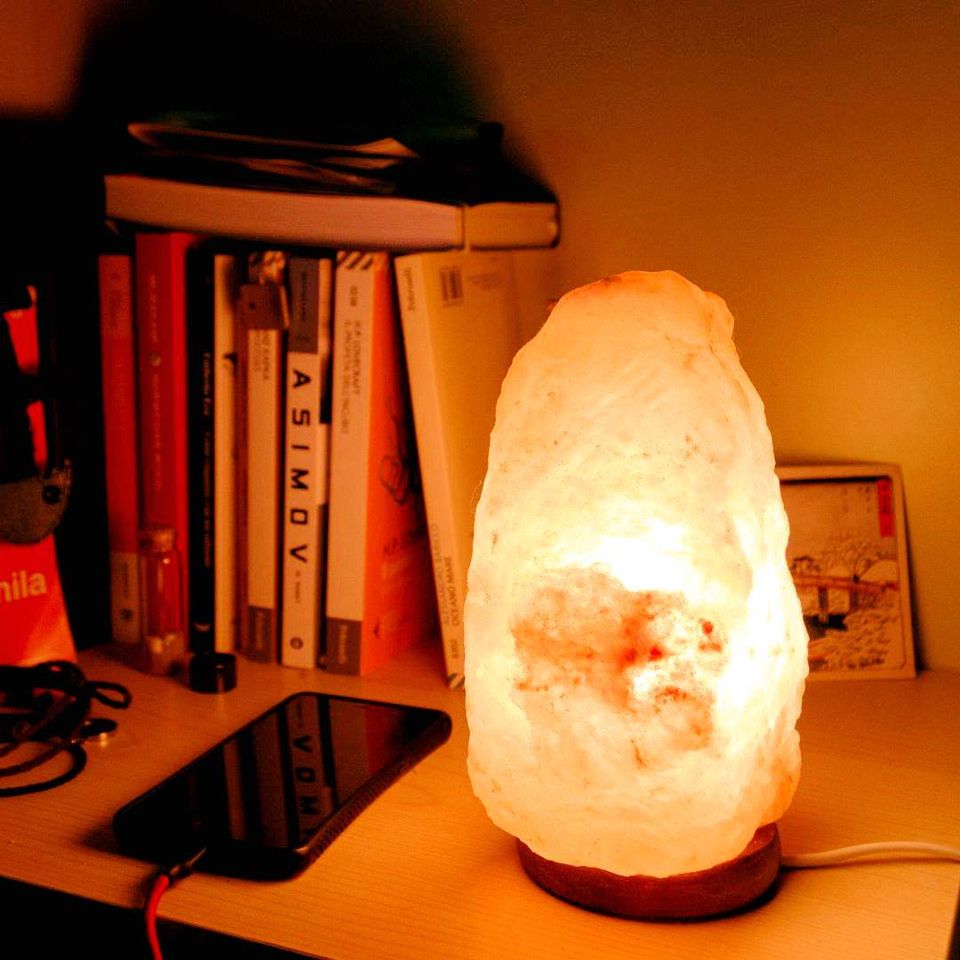 pinnk lamp.jpg