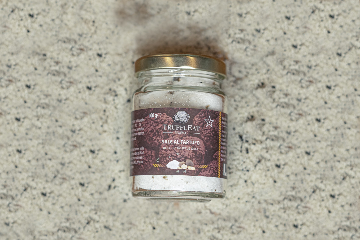 sale-al-tartufo-nero-truffleat-3.jpg