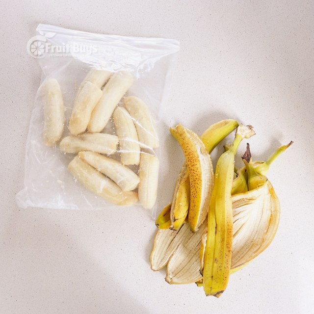 Frozen Banana (10).jpg