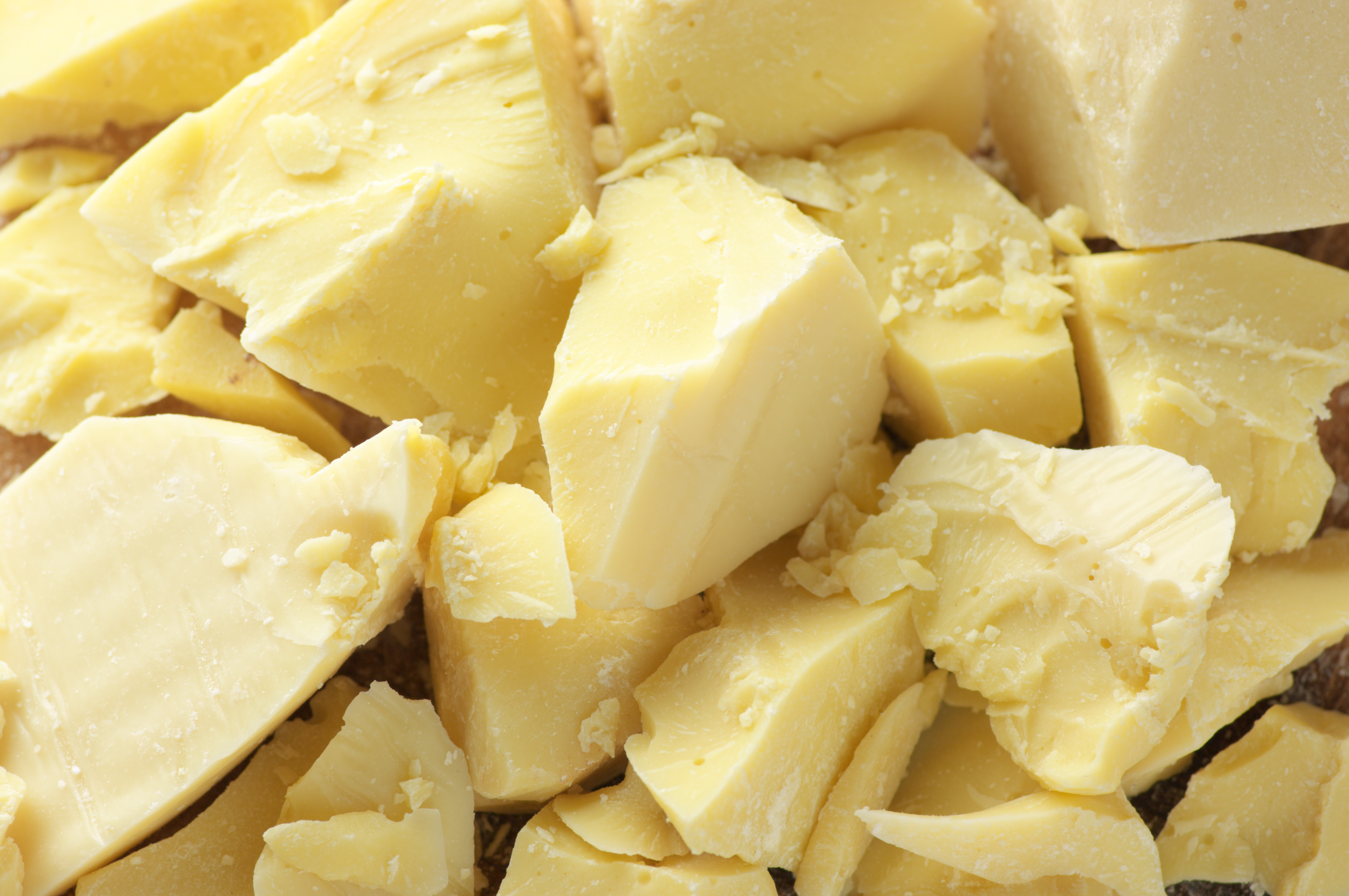 가나 Cocoa Butter - shutterstock_122033713.jpg