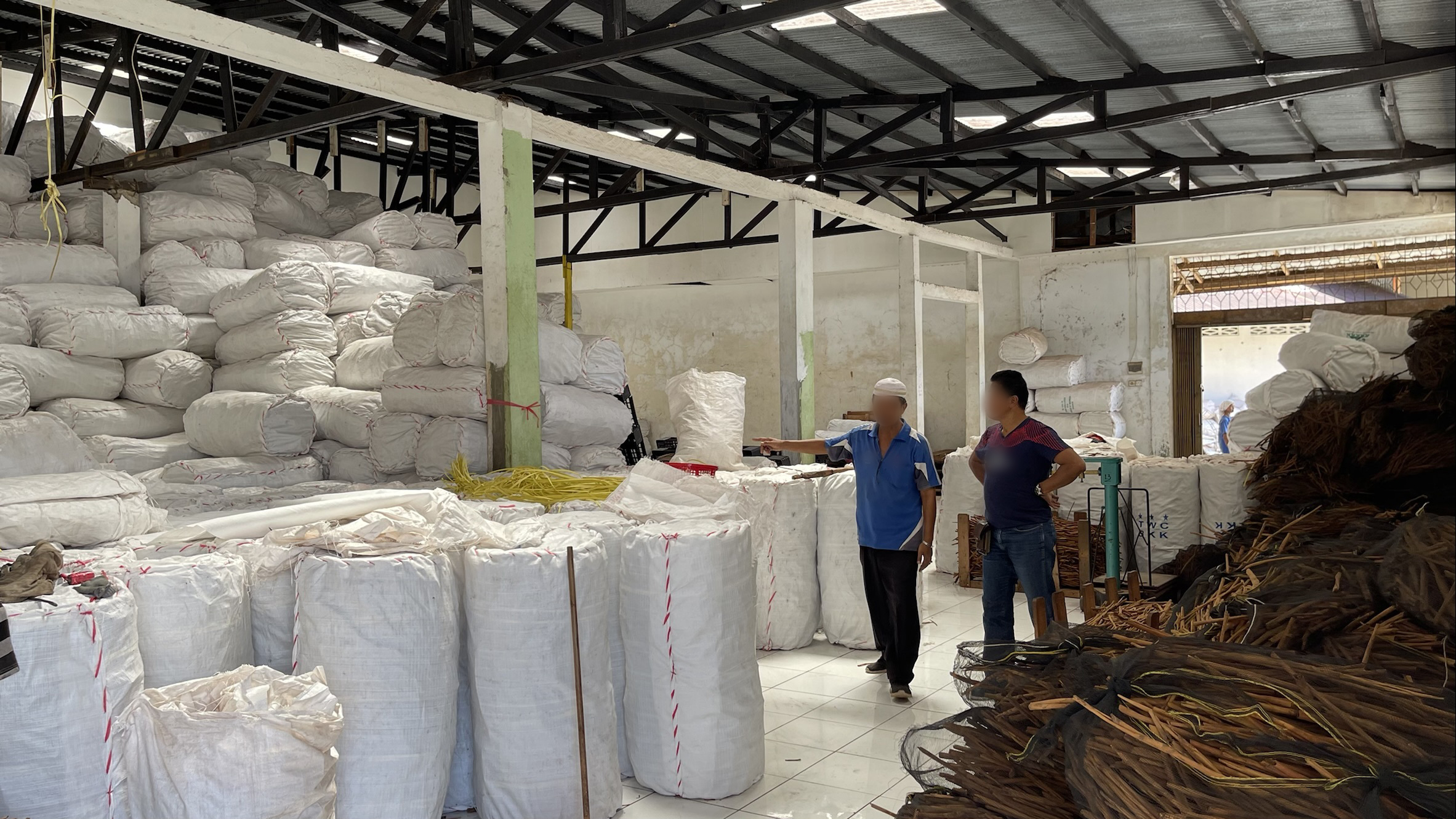 Indonesia Whole Common Cinnamon - 20F.jpg