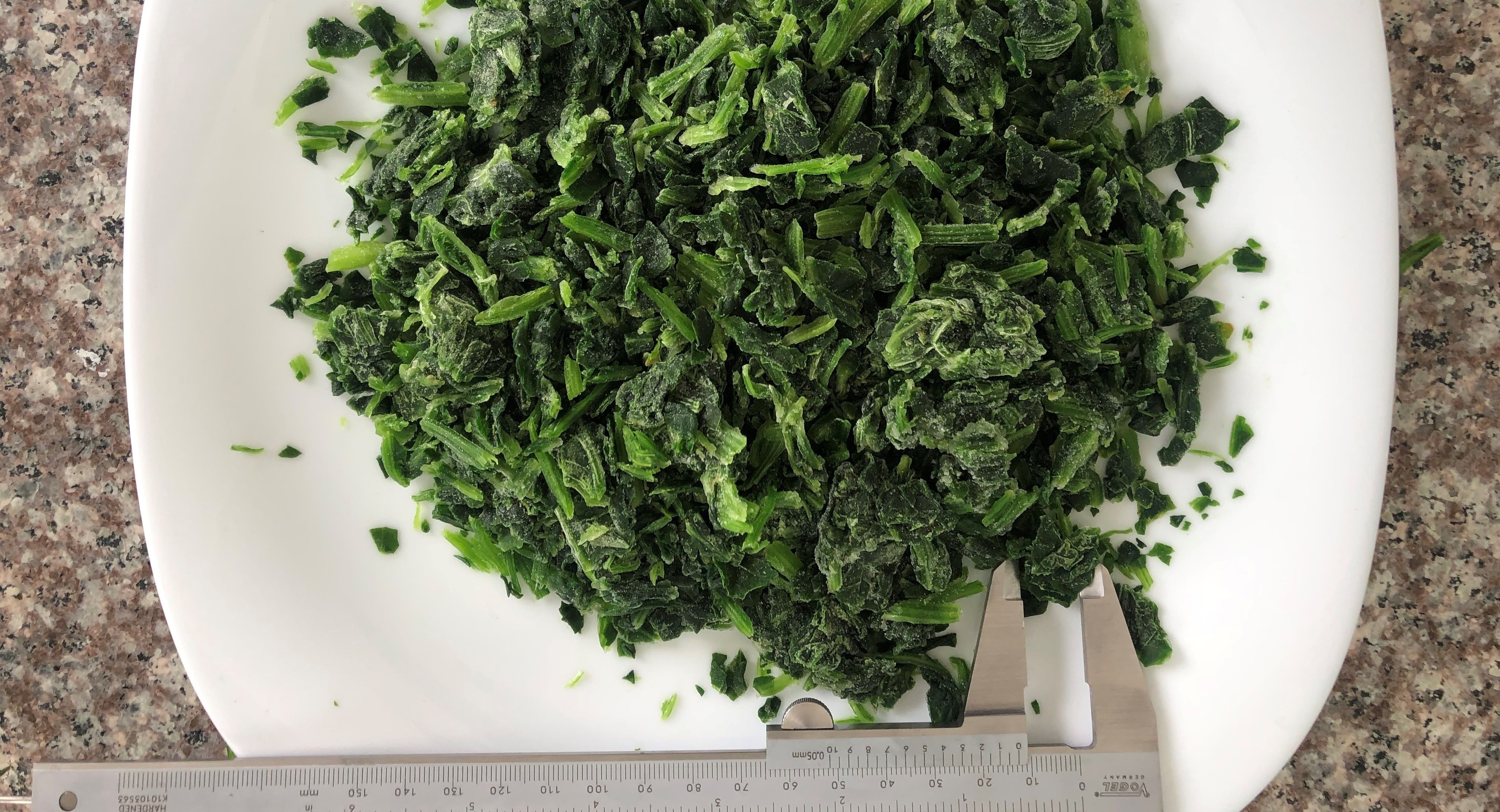 에콰도르 IQF Chopped Spinach - Spinach_12mm.jpg