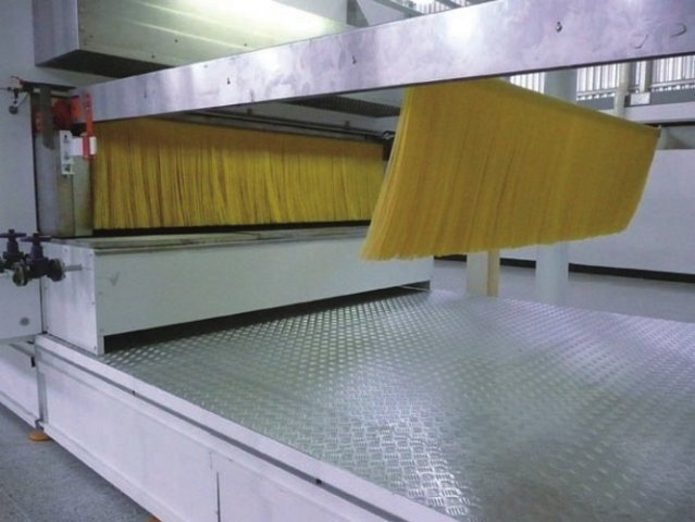 Turkiye Pasta - spaghetti_dryer.jpg