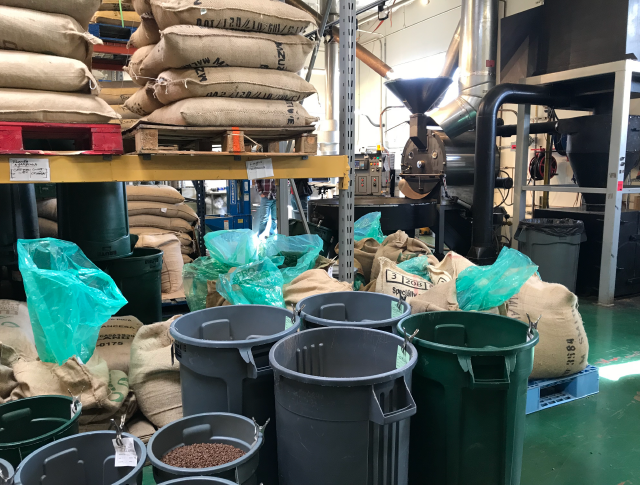 과테말라 Raw Common Coffee Bean - Guatemala-Raw-Common-Coffee-Bean-724117.png