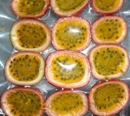 베트남 Frozen Passion Fruit - Half.jpg